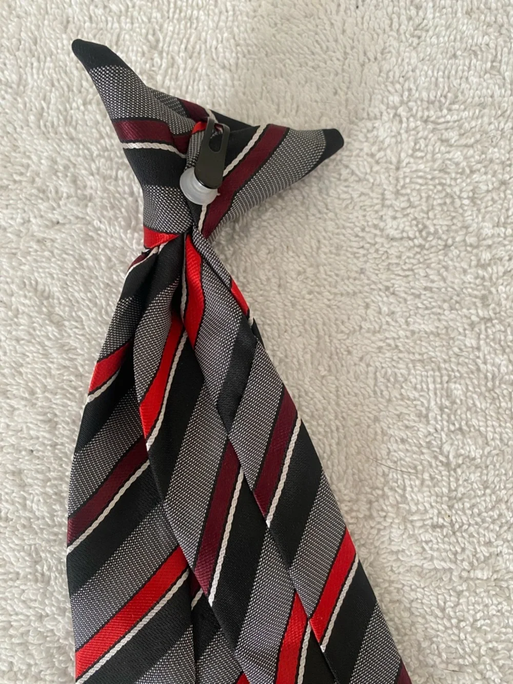 Striped Silk clip-on Tie in Gray, Black & Red